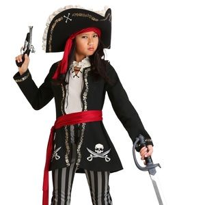 Girls “Gold Queen” Pirate Costume